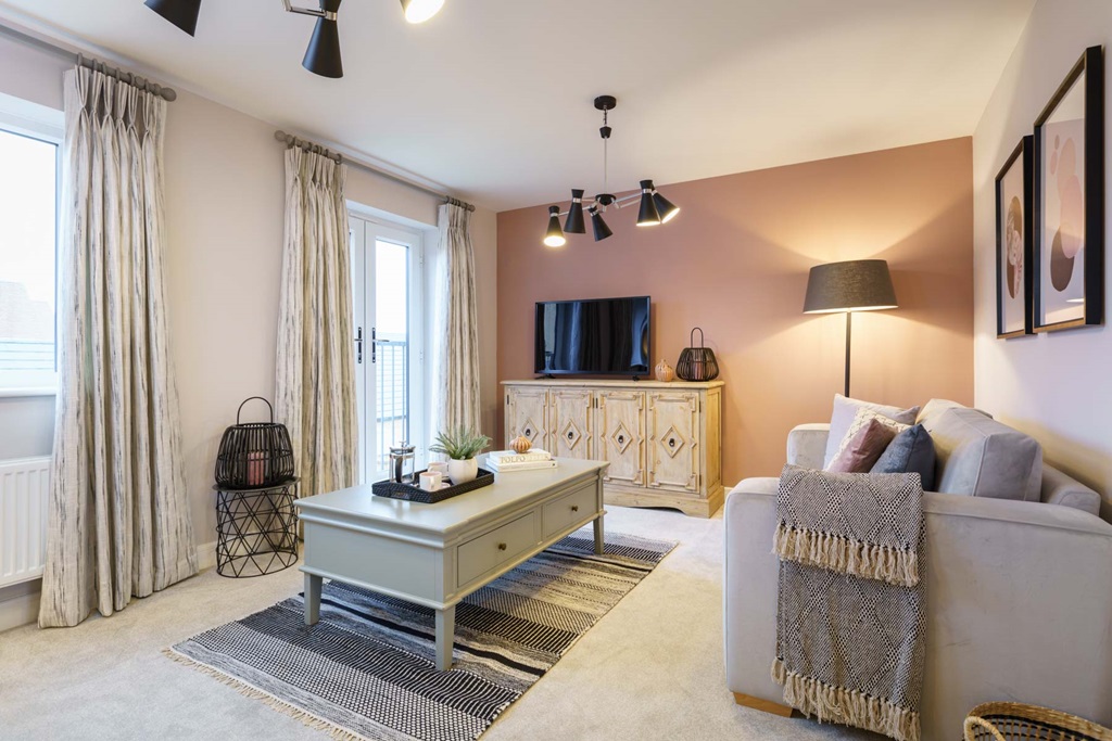 Additional Living Space On The First Floor With A Juliet Balcony