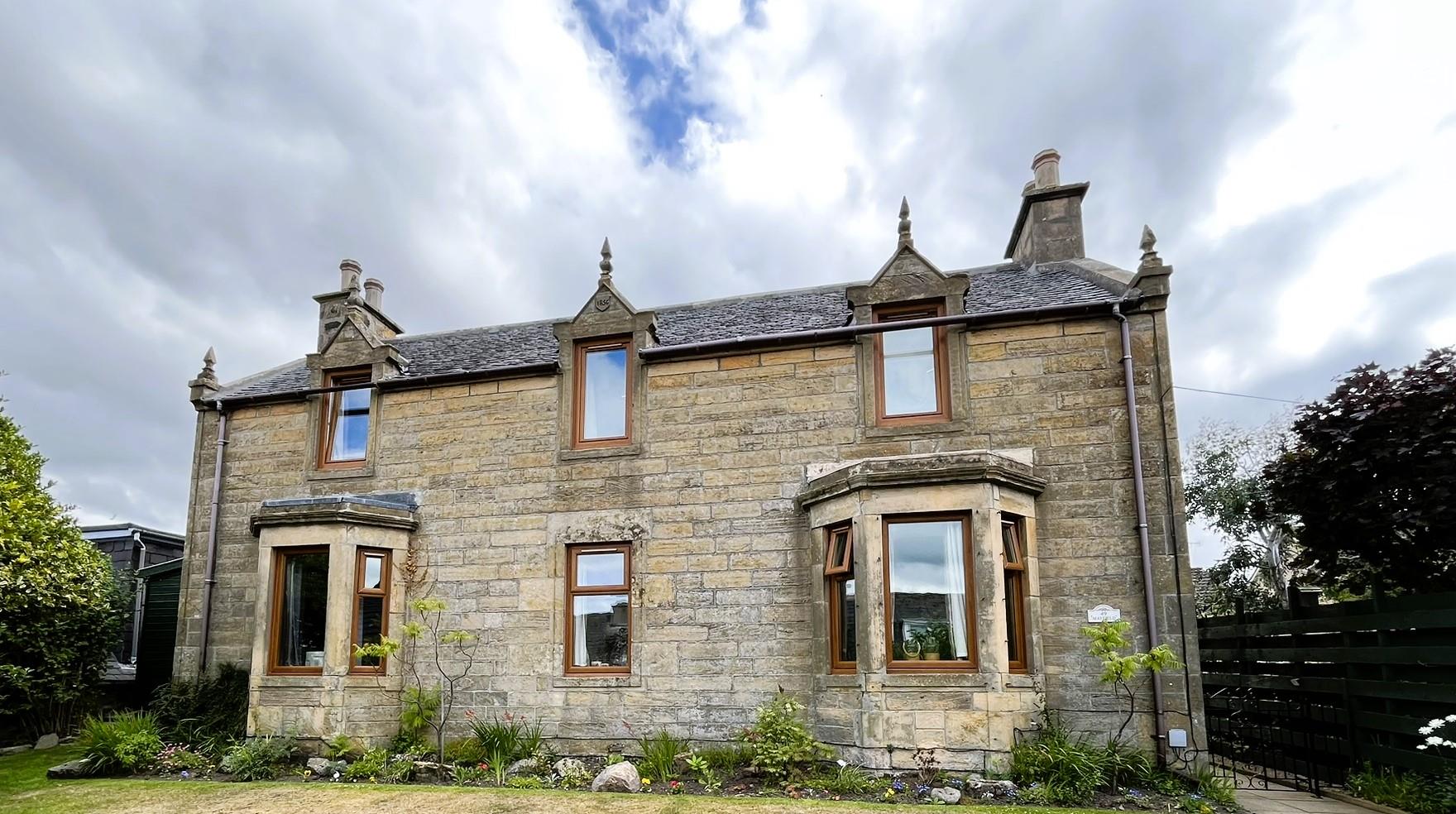 4-bed detached on Mayfield, 49, Main Street, New Elgin, £325,000