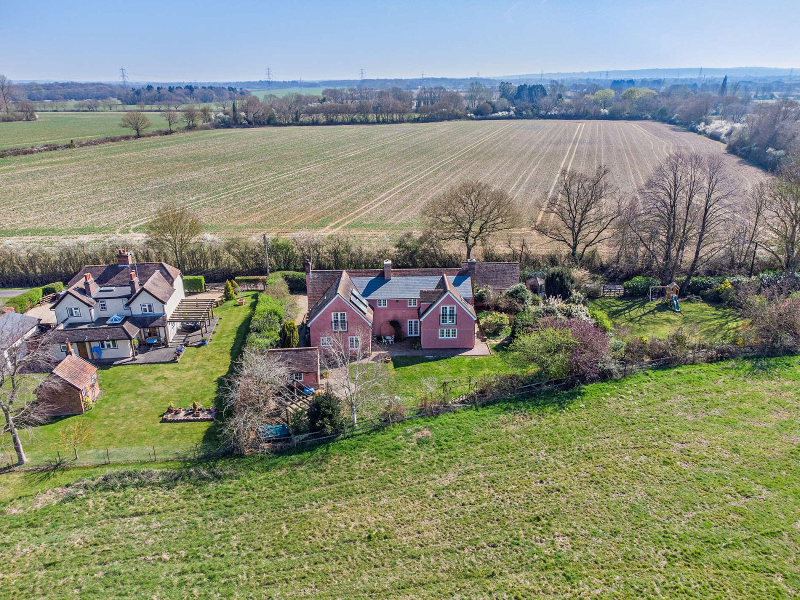 5 bedroom detached house for sale 0