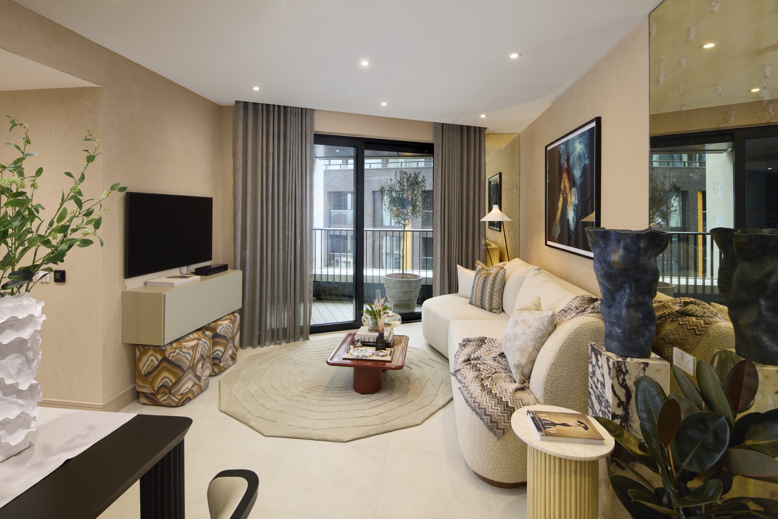 2 bedroom flat for sale 0