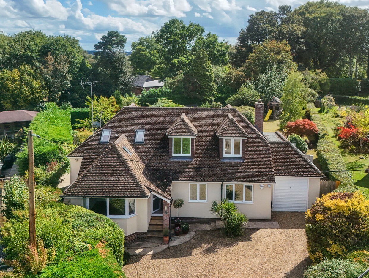 3 bedroom bungalow for sale 0