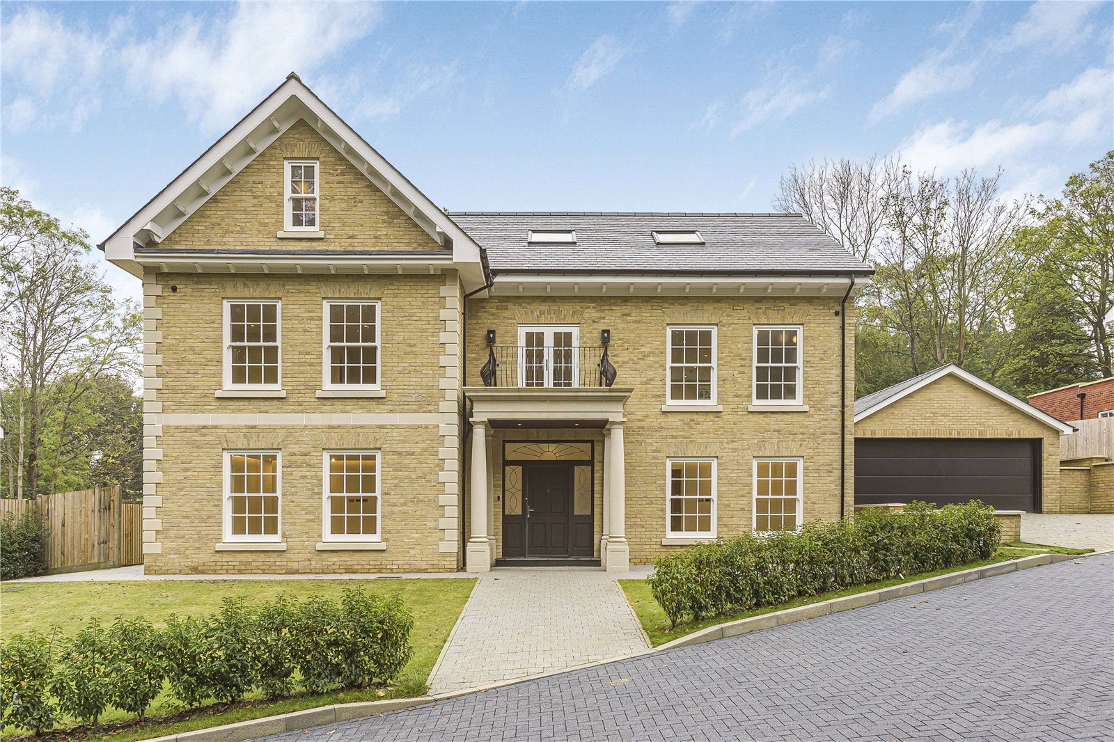 5 bedroom detached new house for sale 0