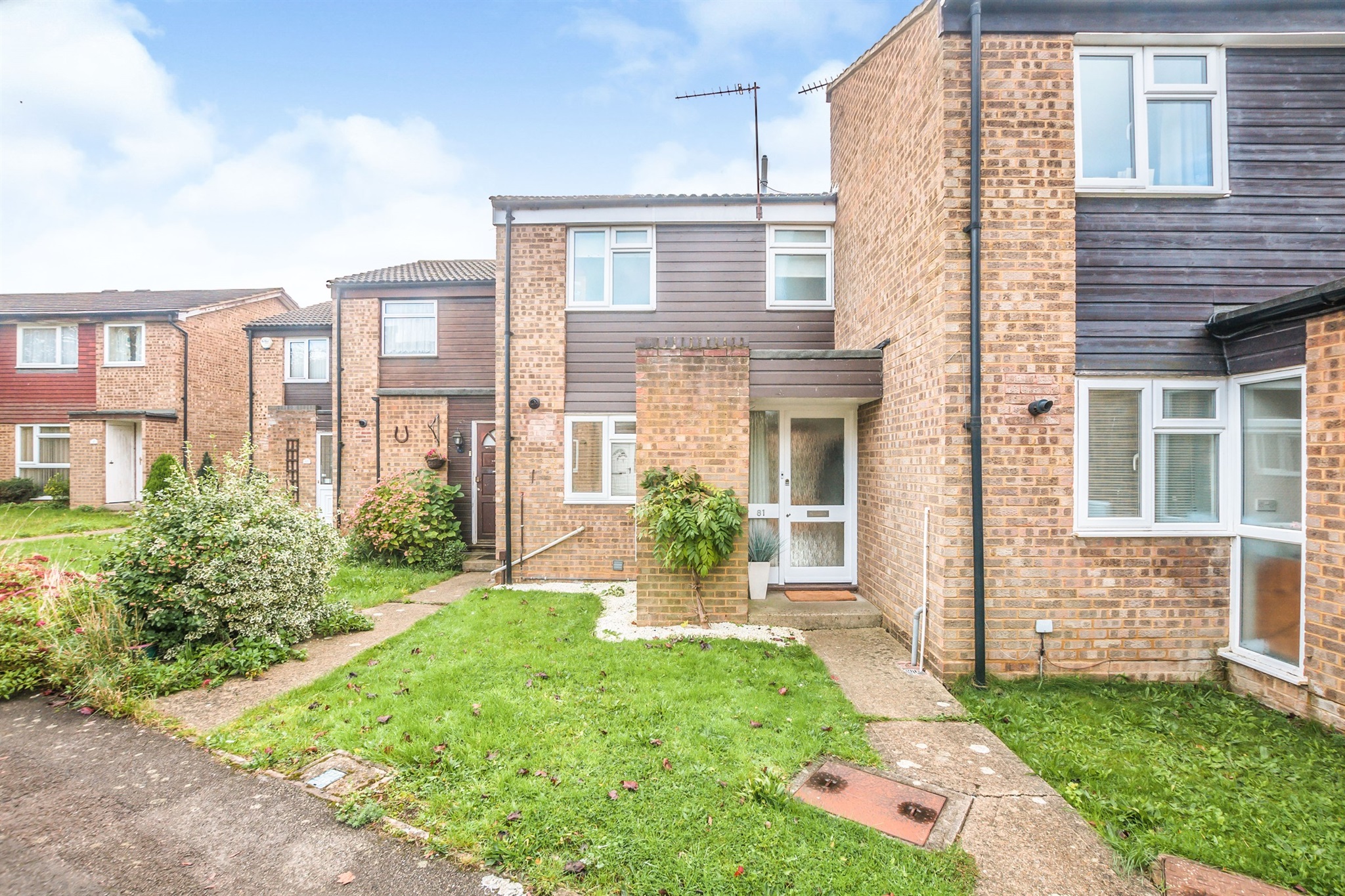 Free property report 81 Lillibrooke Crescent, Maidenhead, SL6 3XL Chimnie