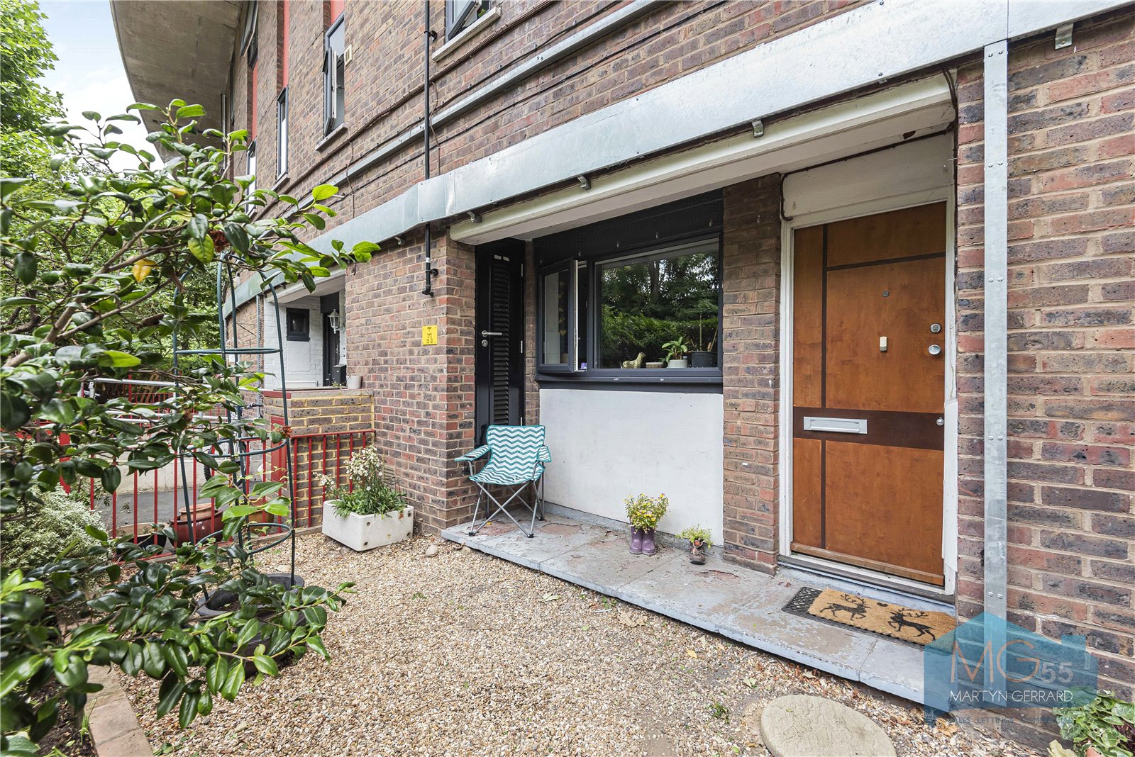 Photos of Old Farm Road, East Finchley, London N2 61976912