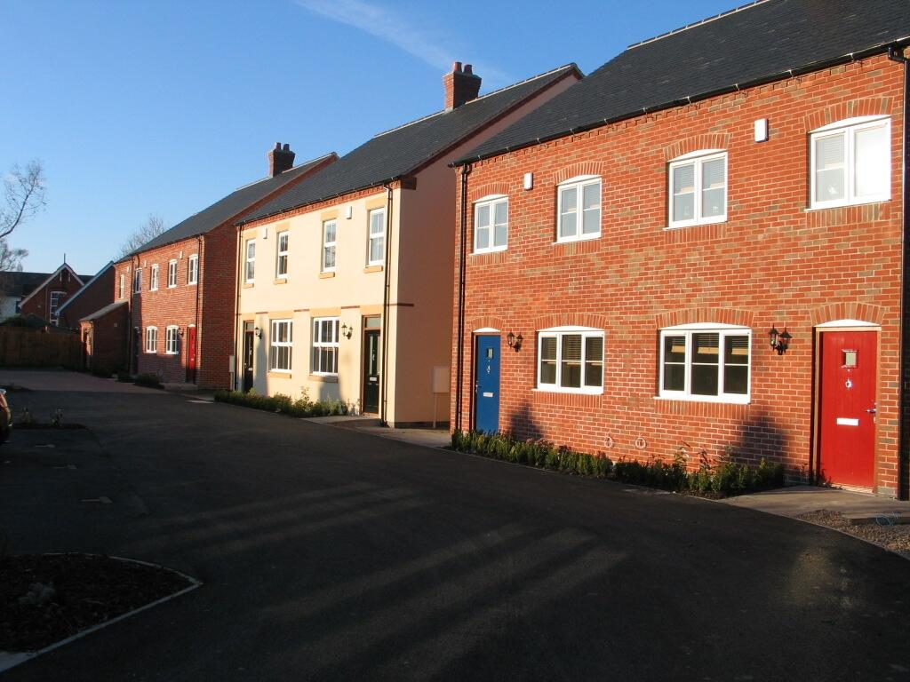 14, Bellway Close, Coalville photo 2