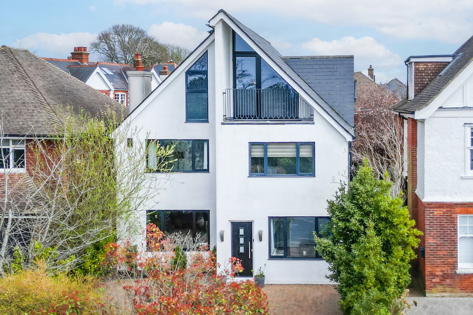4 bedroom detached house for sale in Hove