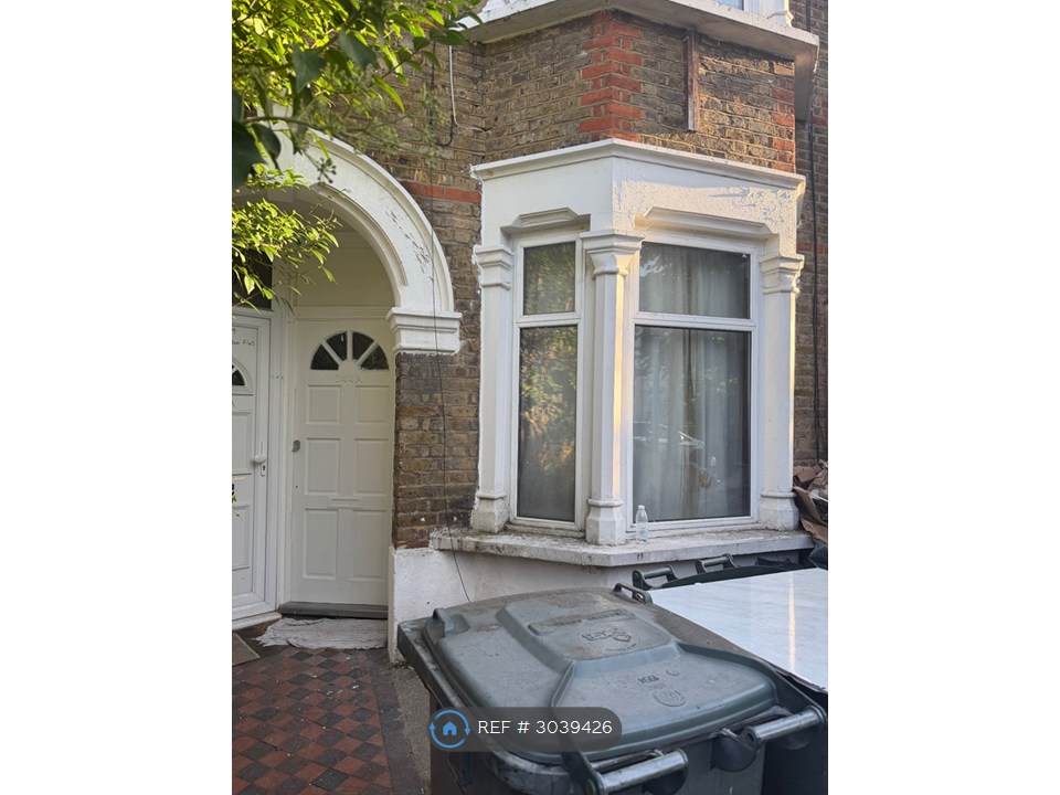 A Halley Road, London photo 4