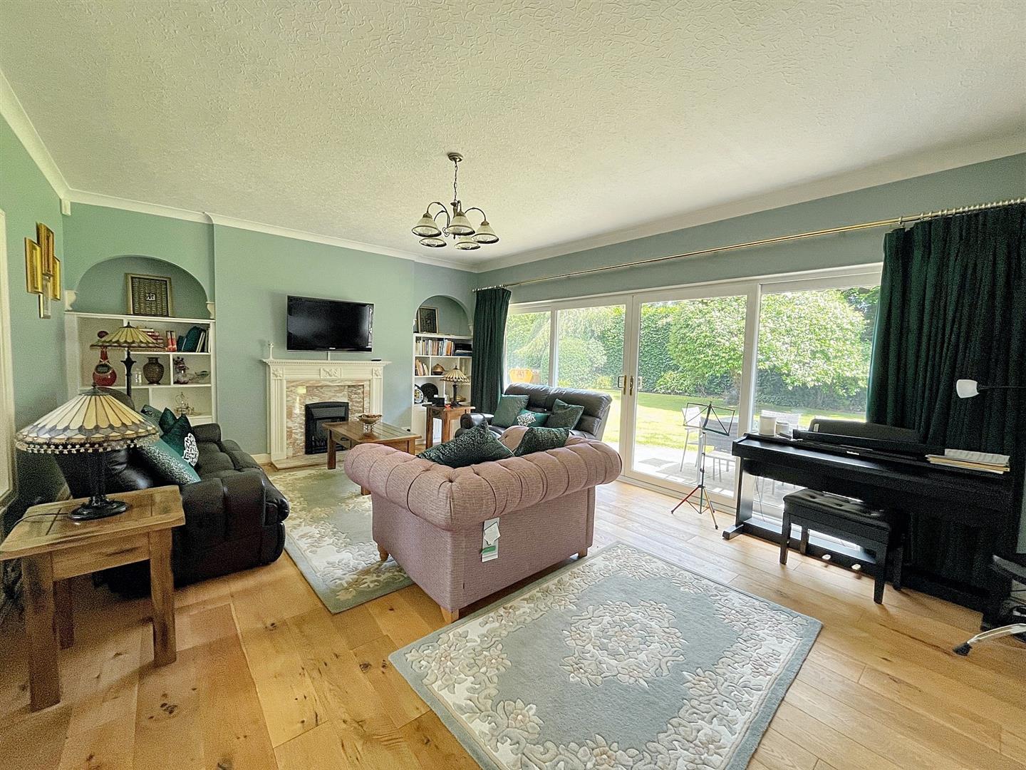 Orchard End, Melbourne Way, Newport photo 4