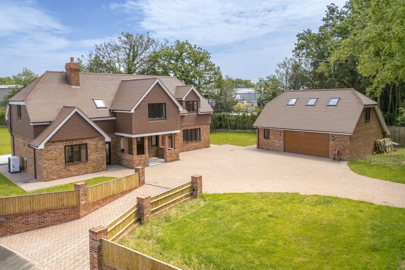 4 bedroom detached new house for sale 0