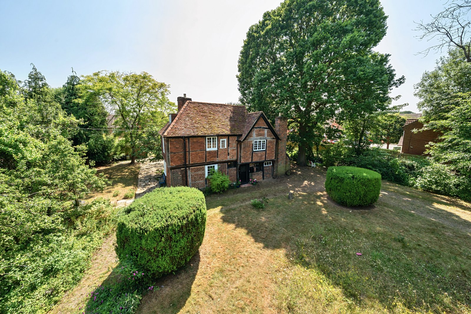 5 bedroom detached house for sale 0