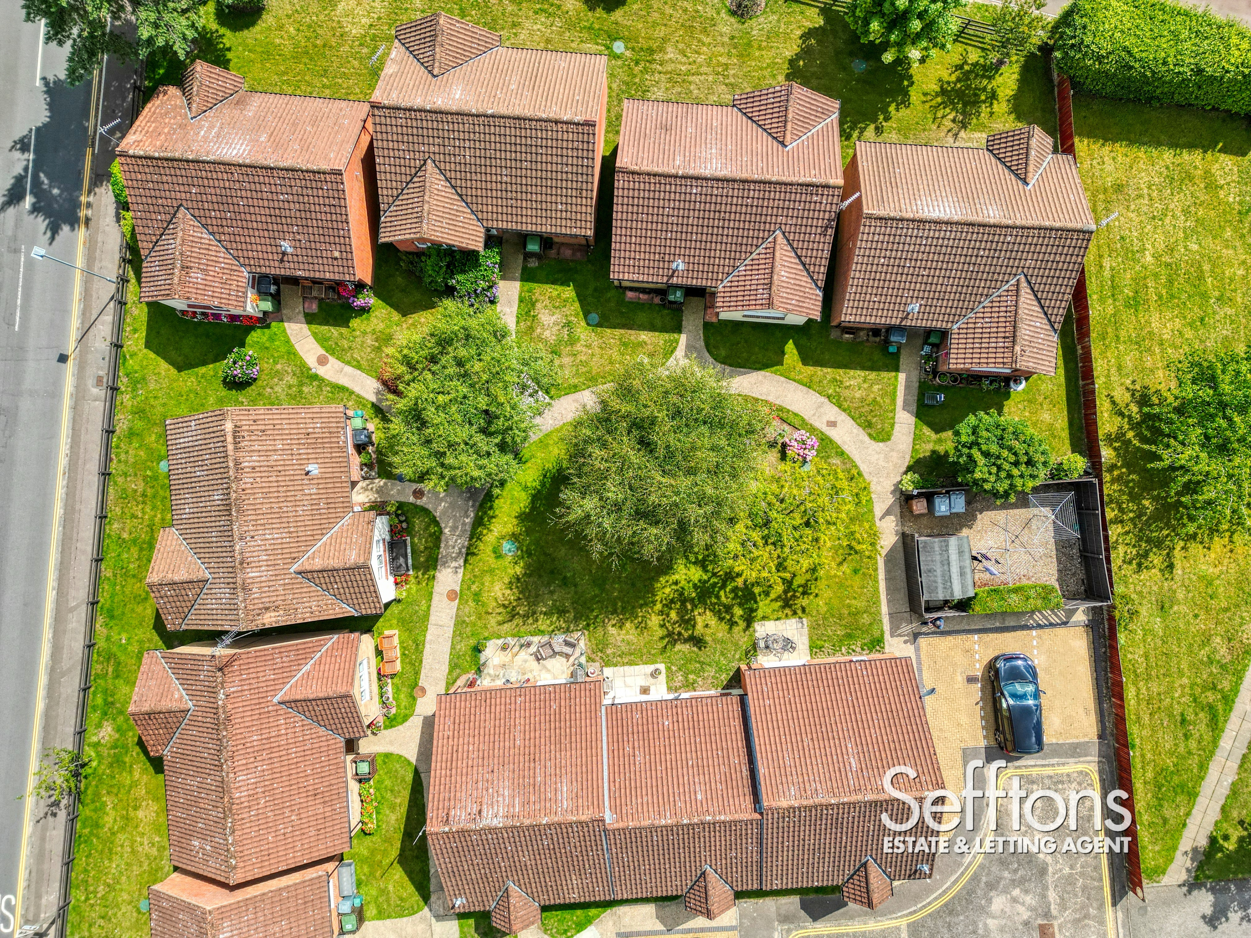 2 Churchfield Green, Norwich photo 3