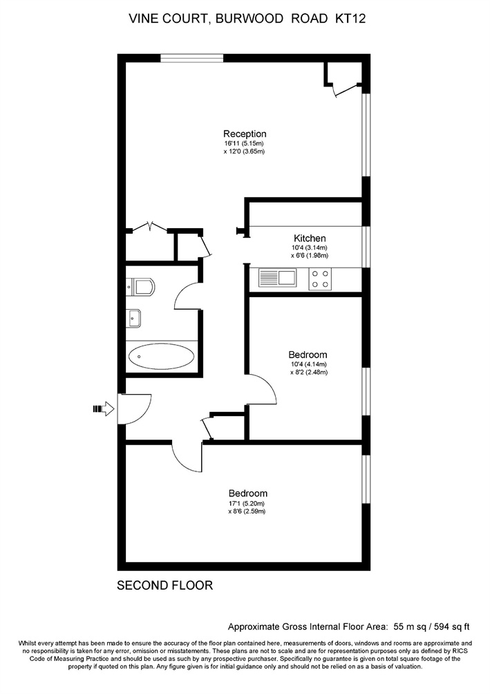 2 Bedrooms Flat for sale in Vine Court, Burwood Road, Hersham Village, Surrey KT12