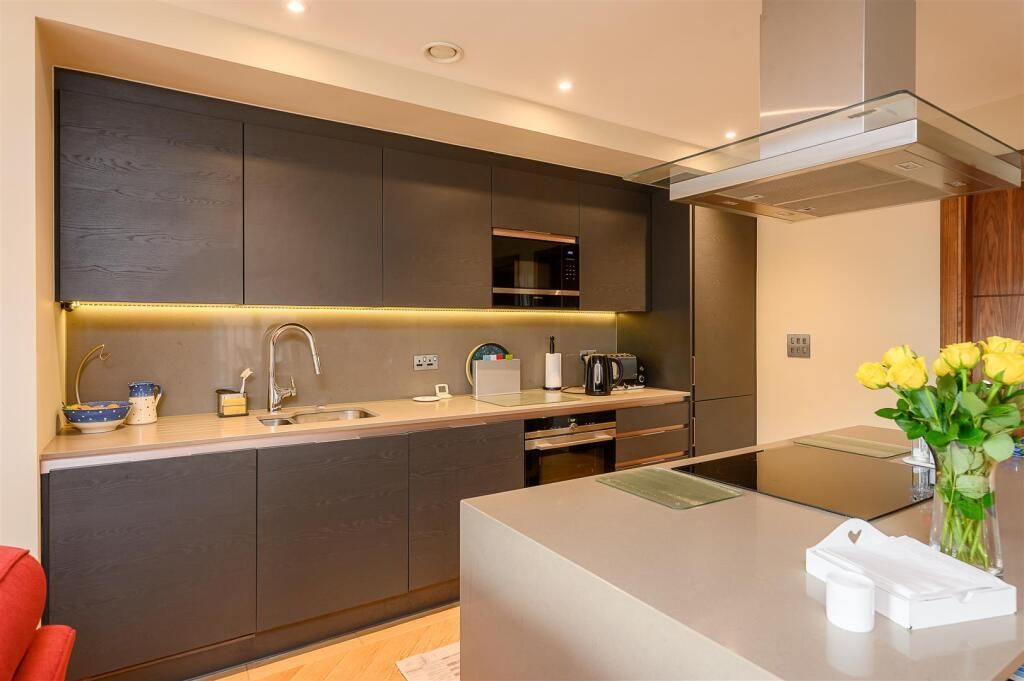 81 Ashmill Street, London photo 4