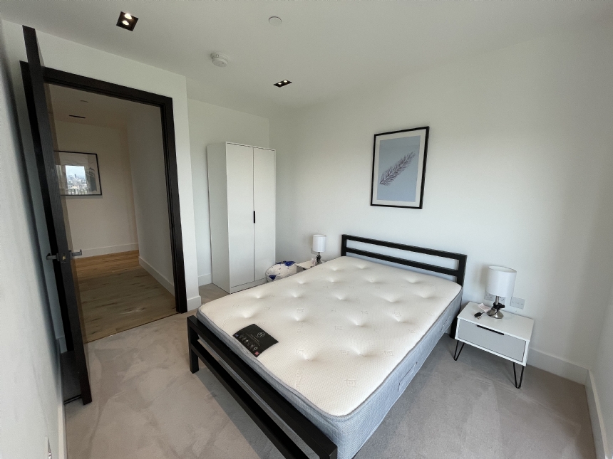 3 bedroom flat for sale 0