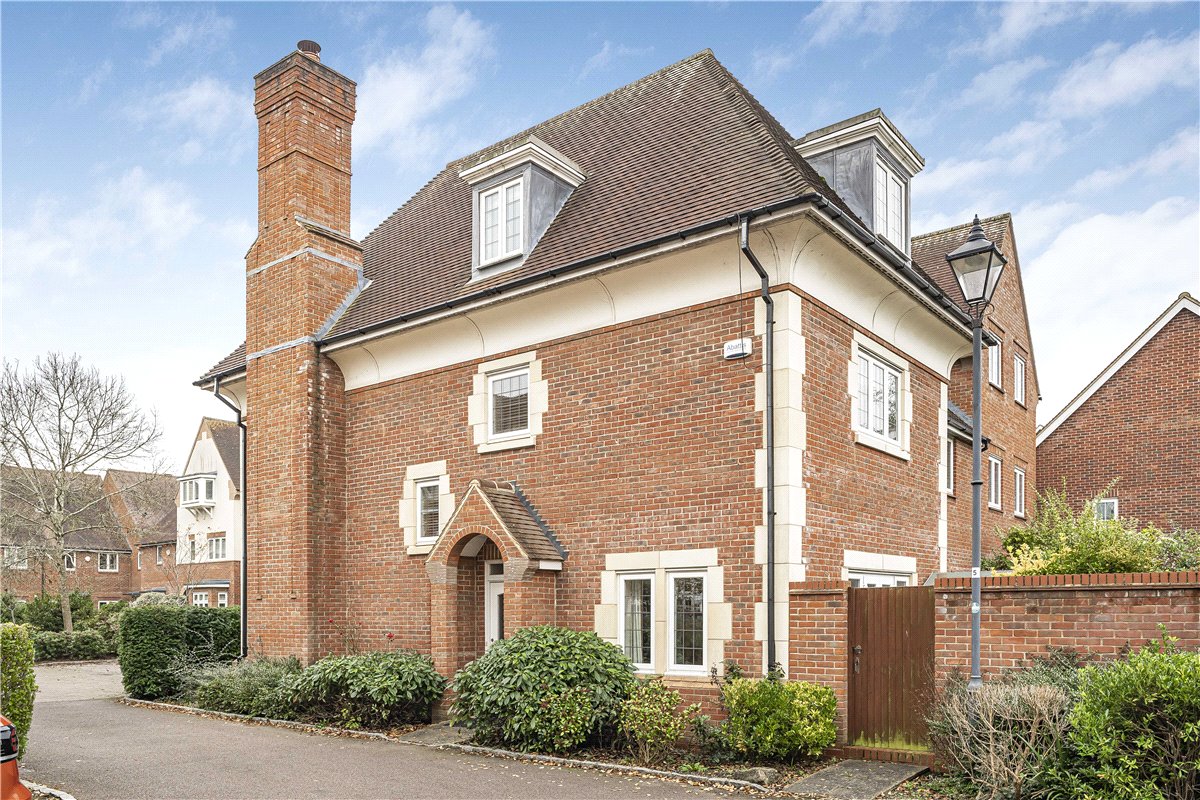 25, Lark Hill, Oxford photo 2