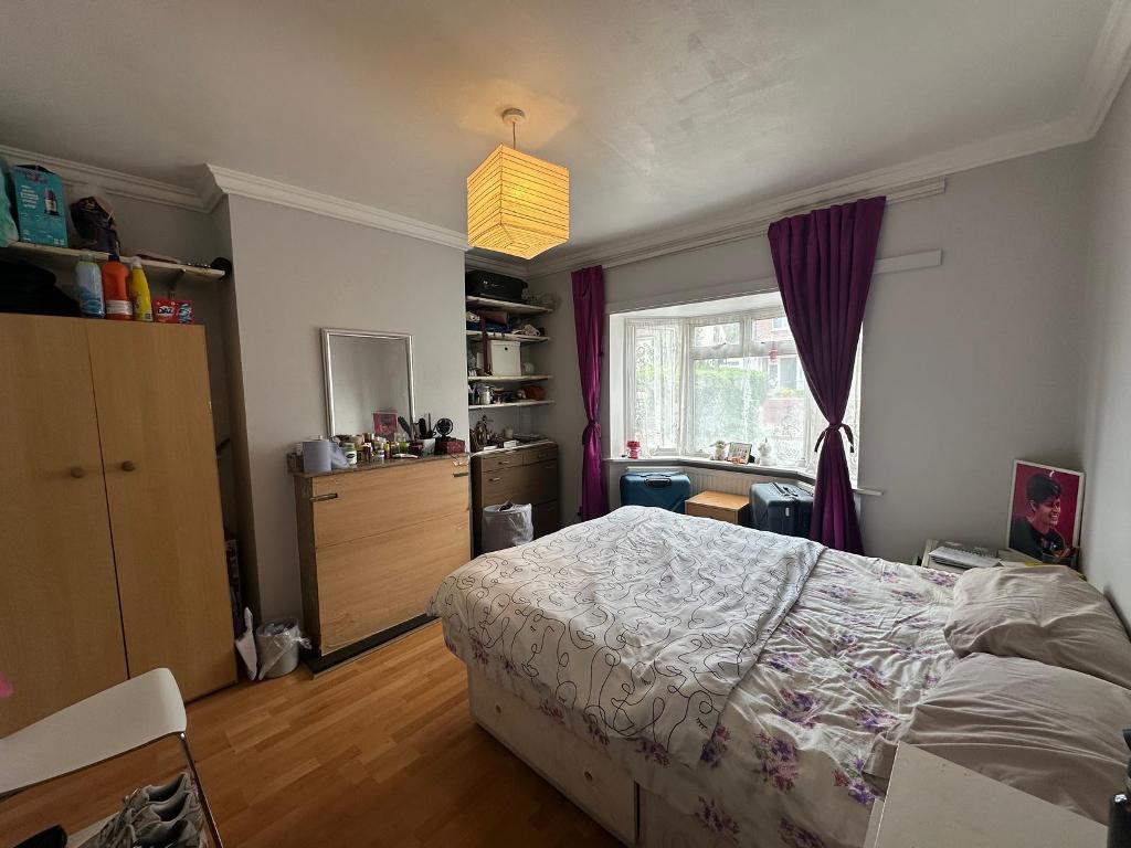 Room 1, Carlisle Avenue, London photo 5