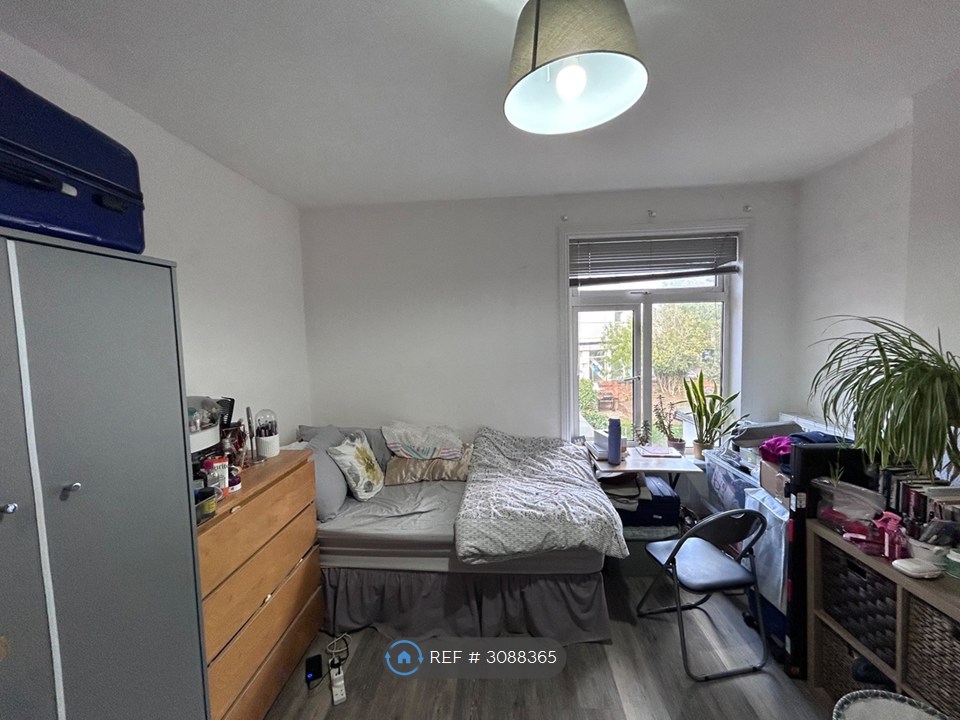 Flat, Watford photo 4