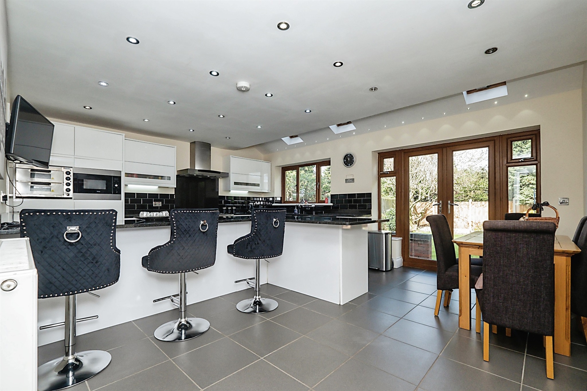 Photos of Newton Road, Great Barr, Birmingham B43 65582378