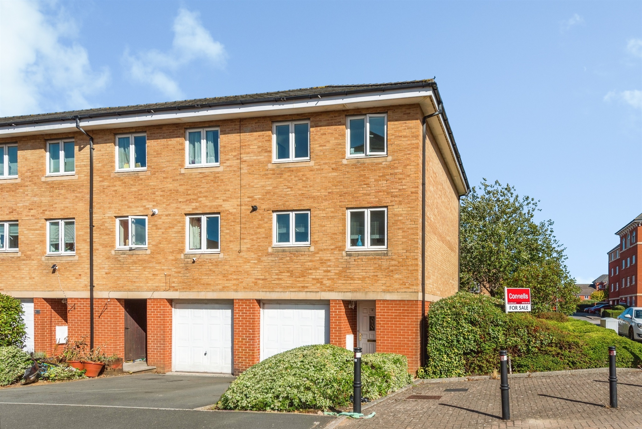 3 bed property for sale
