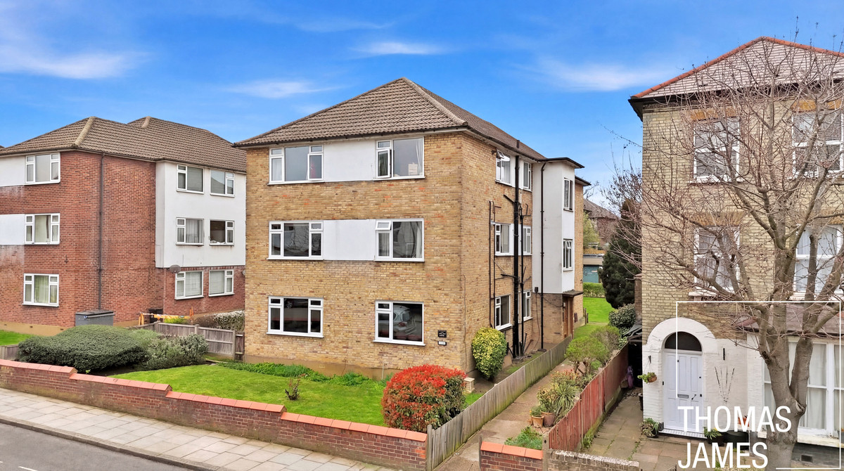 2-bed flat on 9 Maurice Court, Newnham Road, London, £375,000