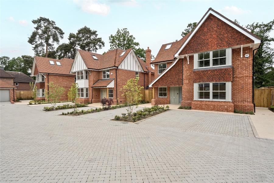 2 Peliforde Place, 166 Old Woking Road, Woking photo 2