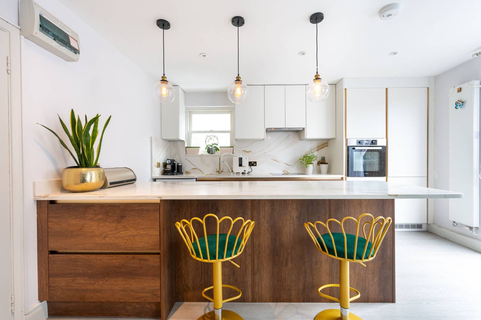 2 bedroom flat for sale 0