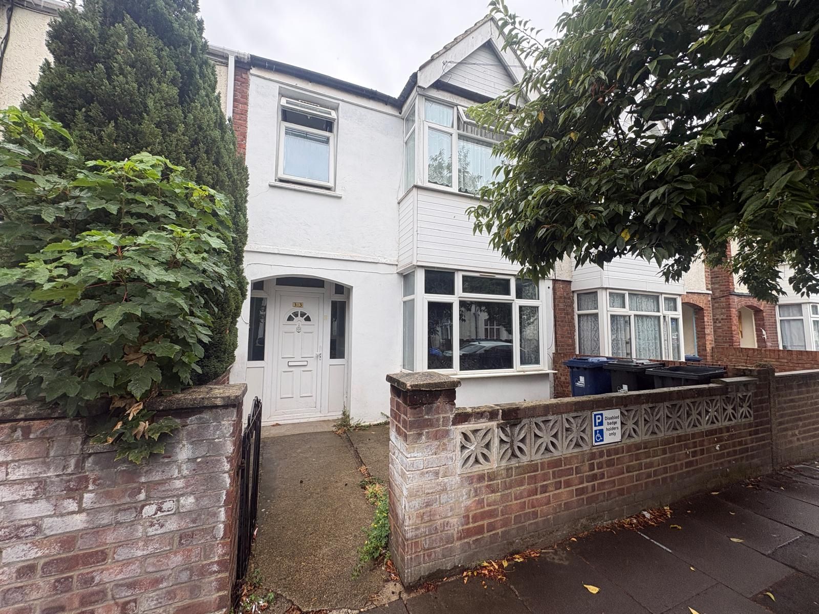 33 Hambrough Road, Southall photo 2