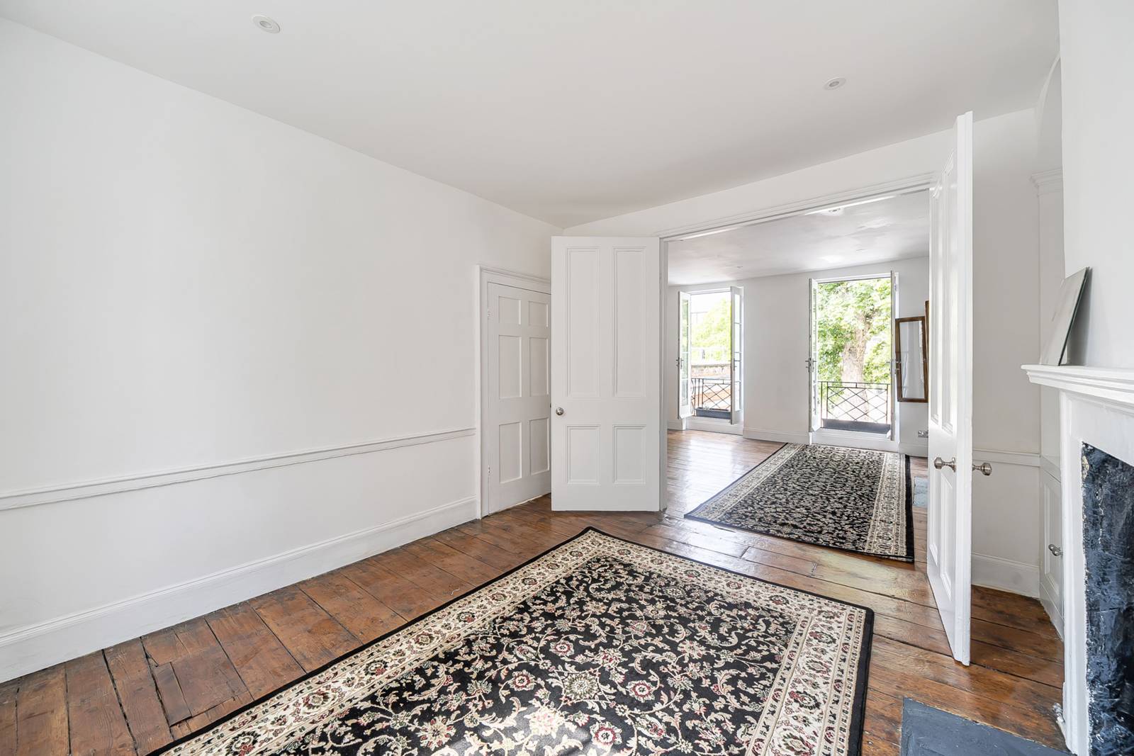 4 bedroom terraced house for sale 0