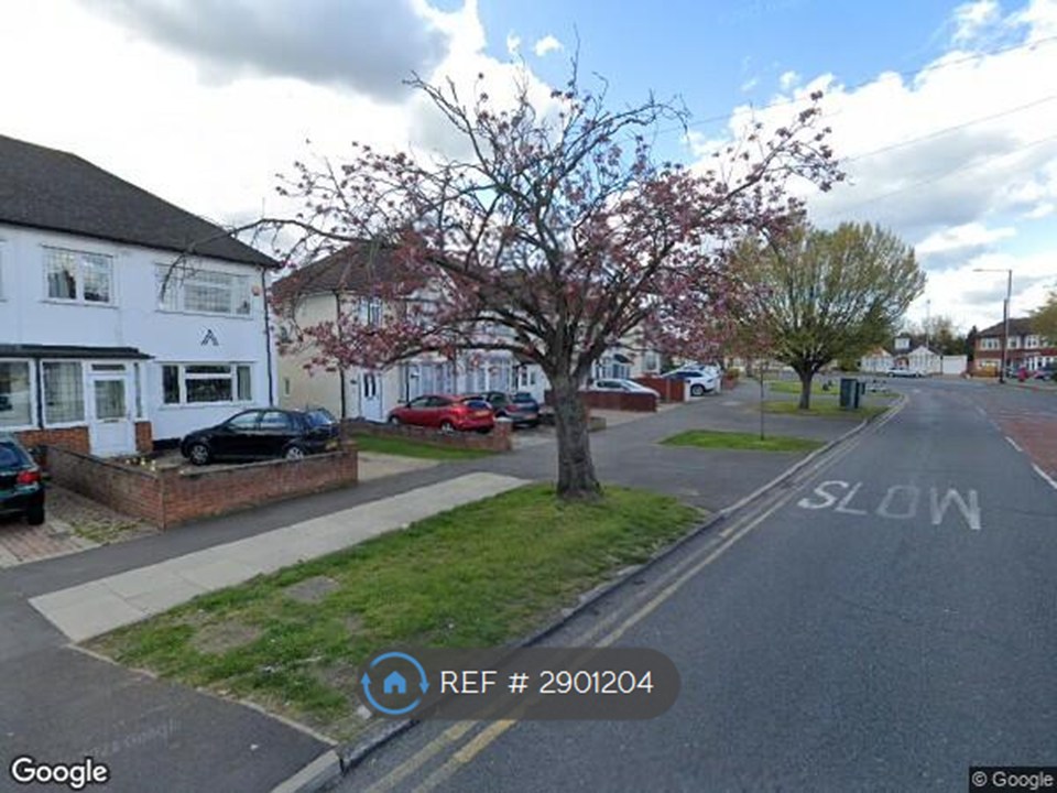 West End Road, Ruislip Hillingdon, Ruislip photo 2