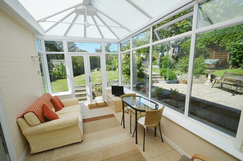 Free property report 4 Winters Lane, Portesham, DT3 4ES Chimnie