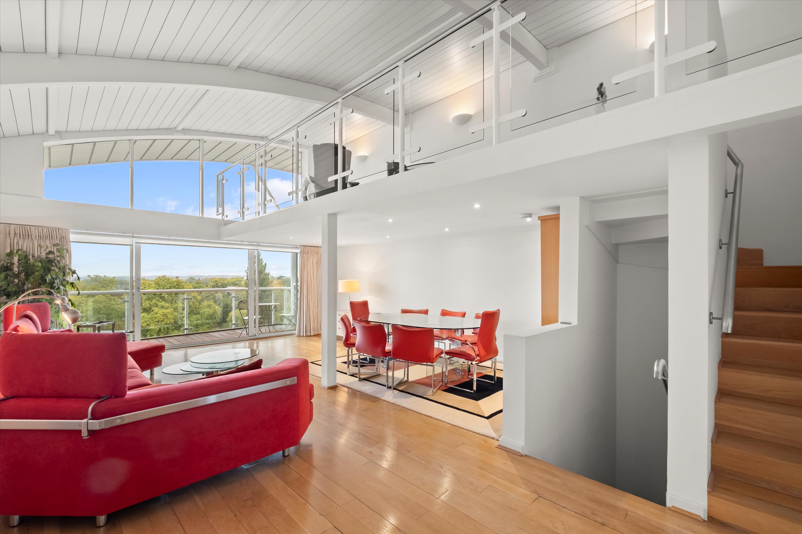 3 bedroom flat for sale 0