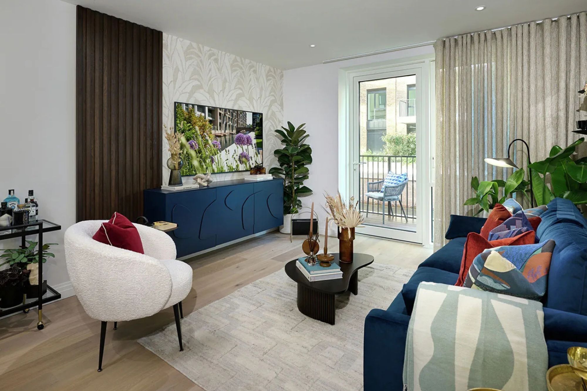2 bedroom new flat for sale 0