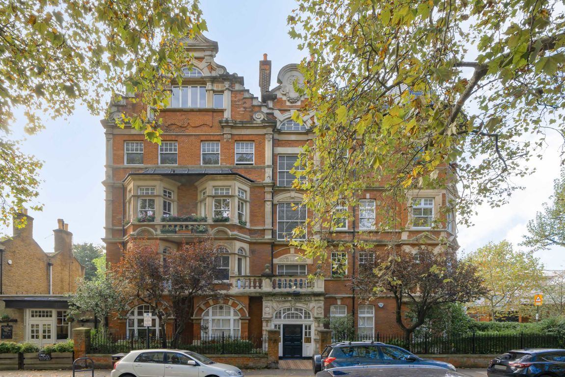 Flat 4, Queens Mansions, Brook Green, London photo 2
