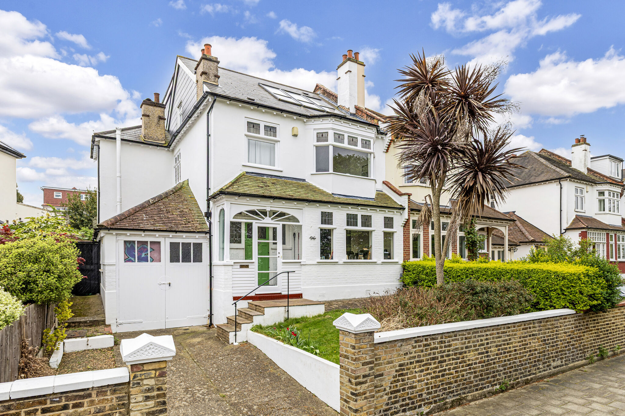 5 bedroom semi-detached house for sale in London
