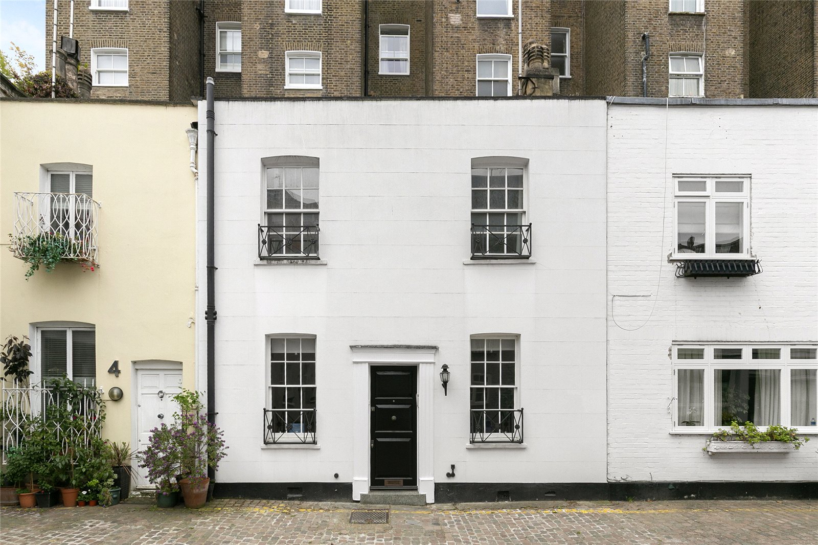 2 bedroom terraced house for sale 0