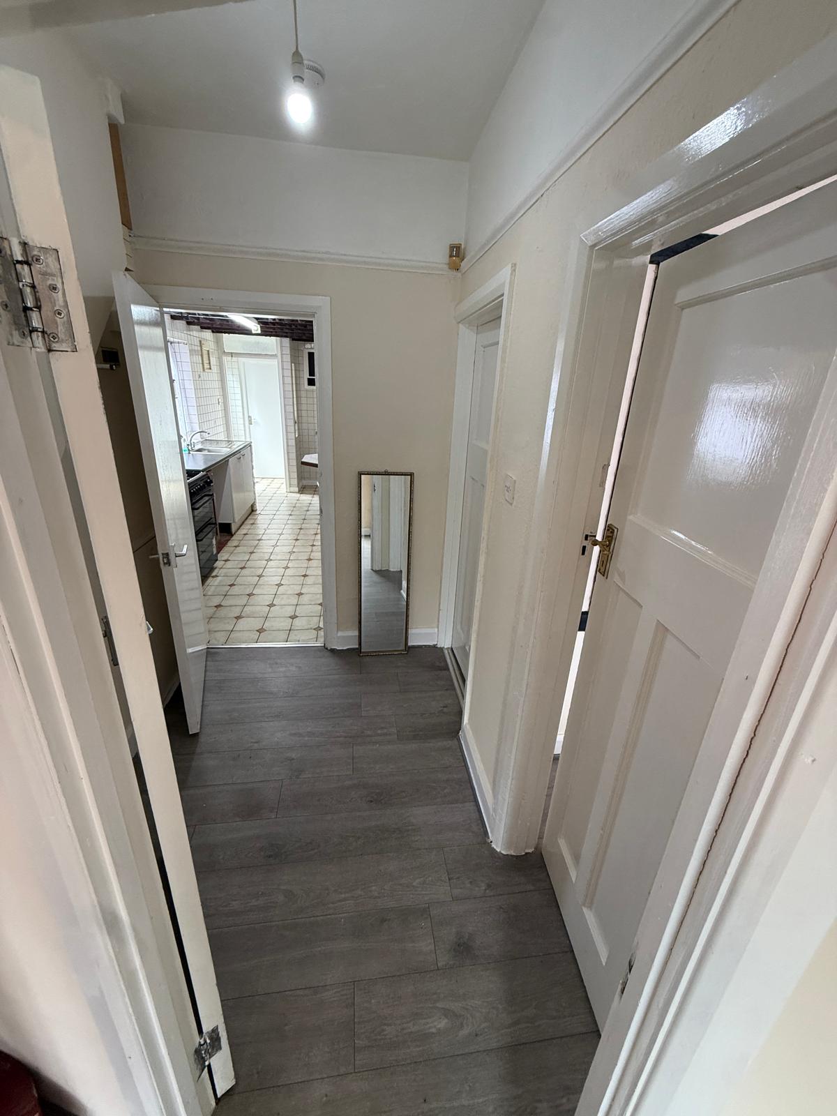 14, Stoke Poges Lane, Slough photo 2