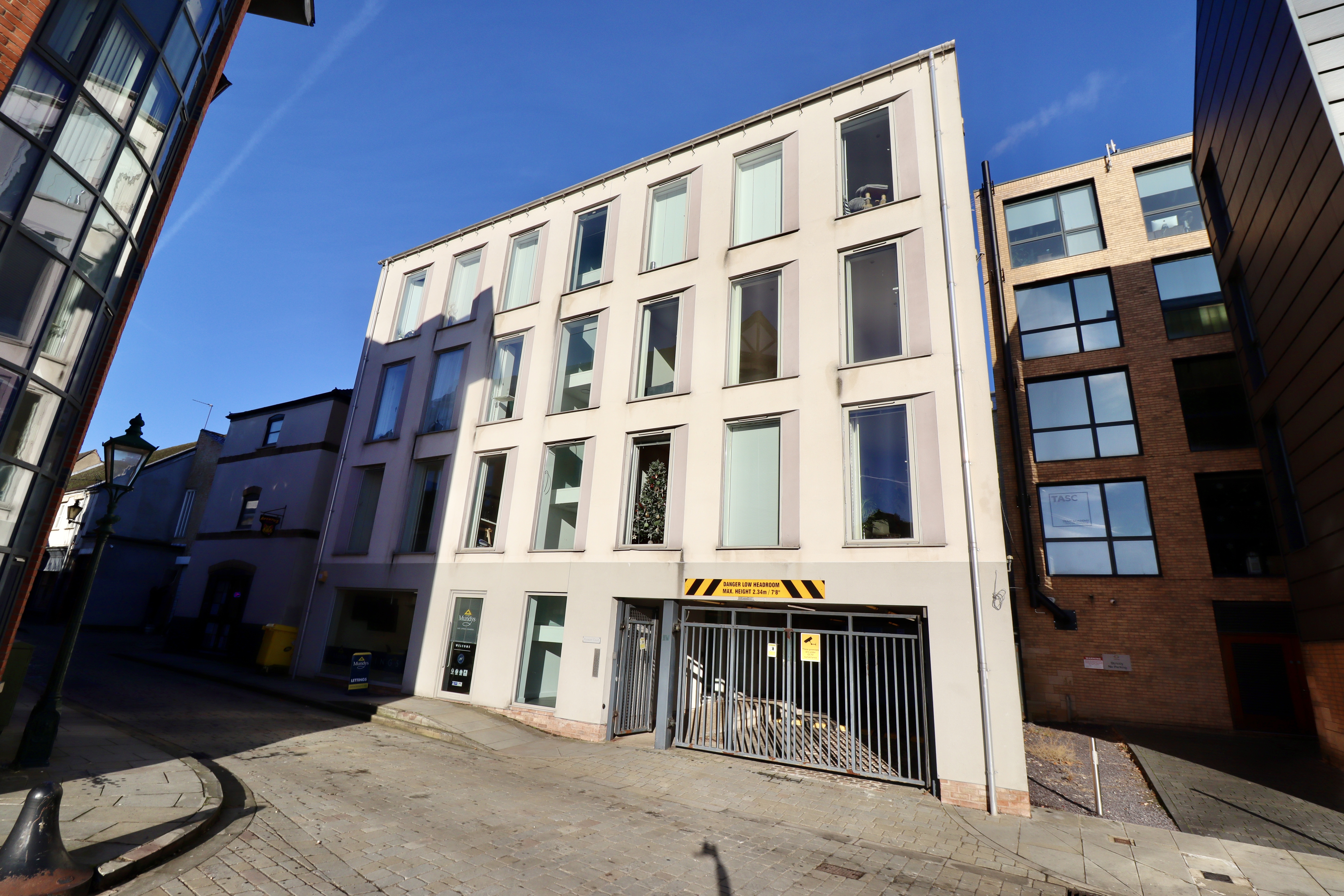 2-bed flat on 13, Museum Court, Lincoln, £195,000