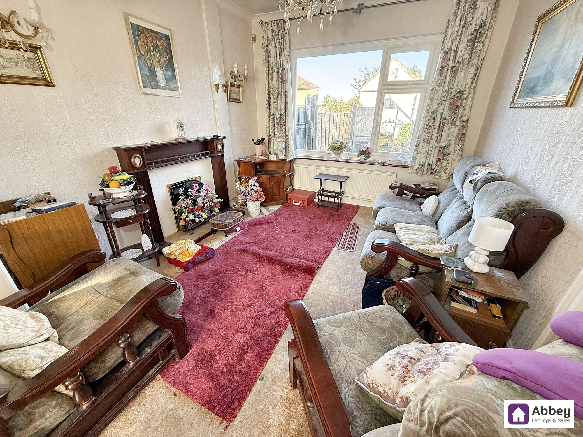 26 Avebury Avenue, Leicester photo 4