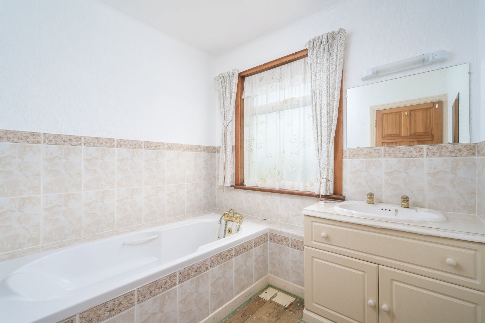 Photos of Love Lane, Bodmin PL31 66871232 PrimeLocation