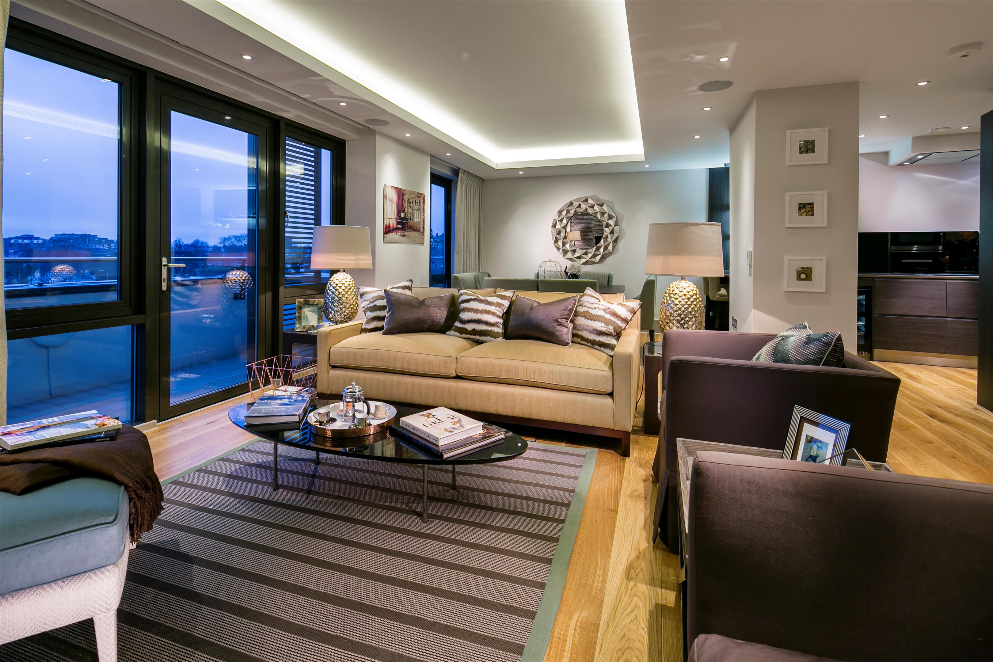 3 bedroom flat for sale 0