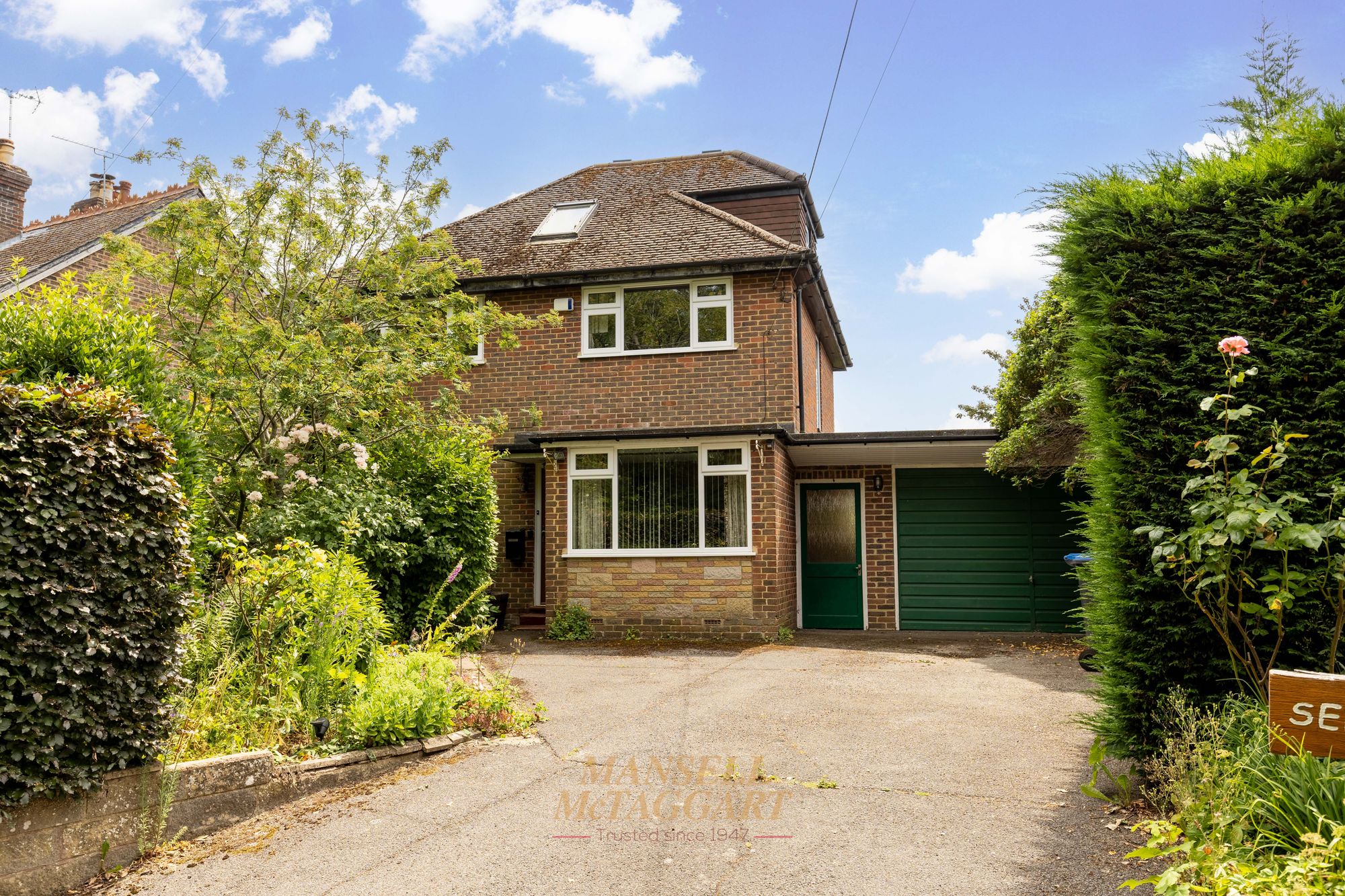 3 bed detached house for sale