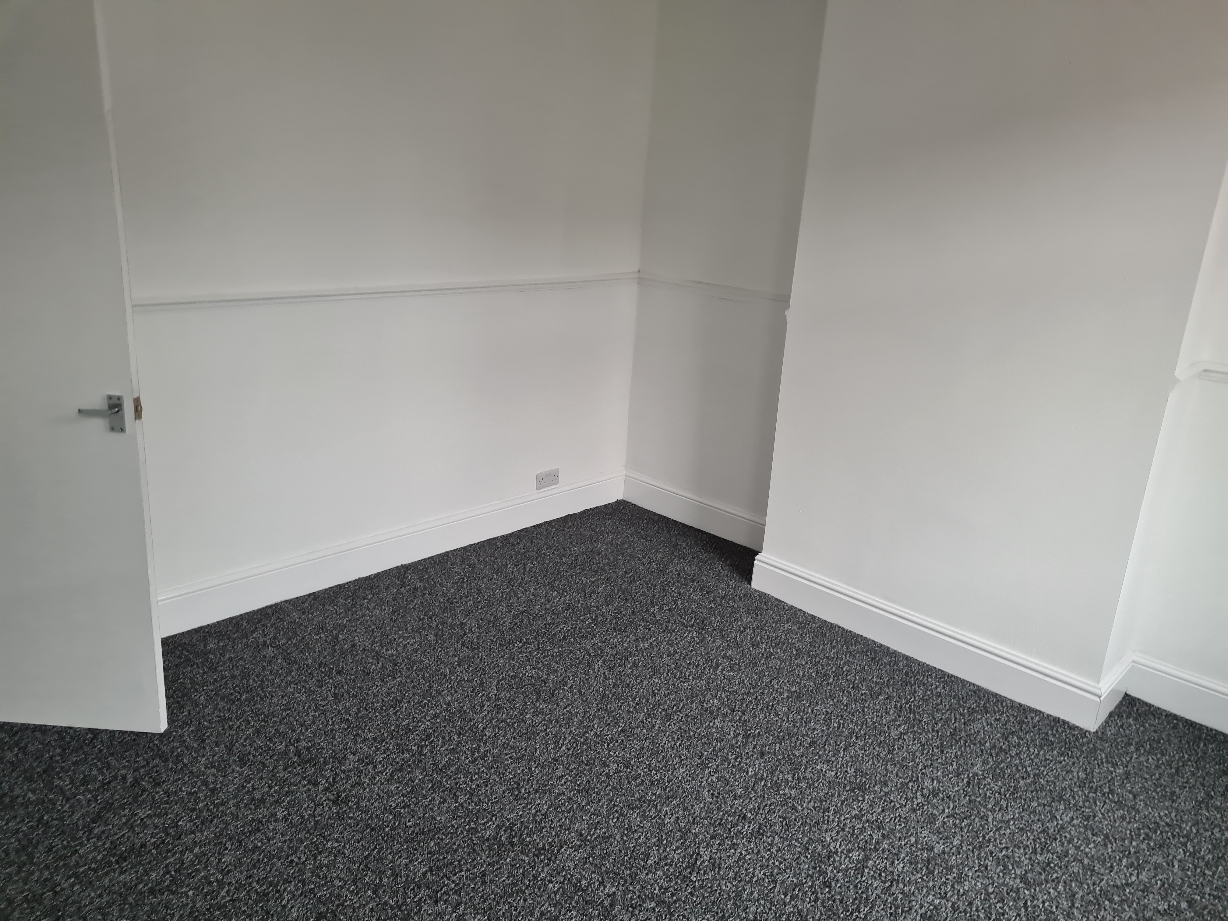 14, Rockcliffe Road, Rotherham photo 2