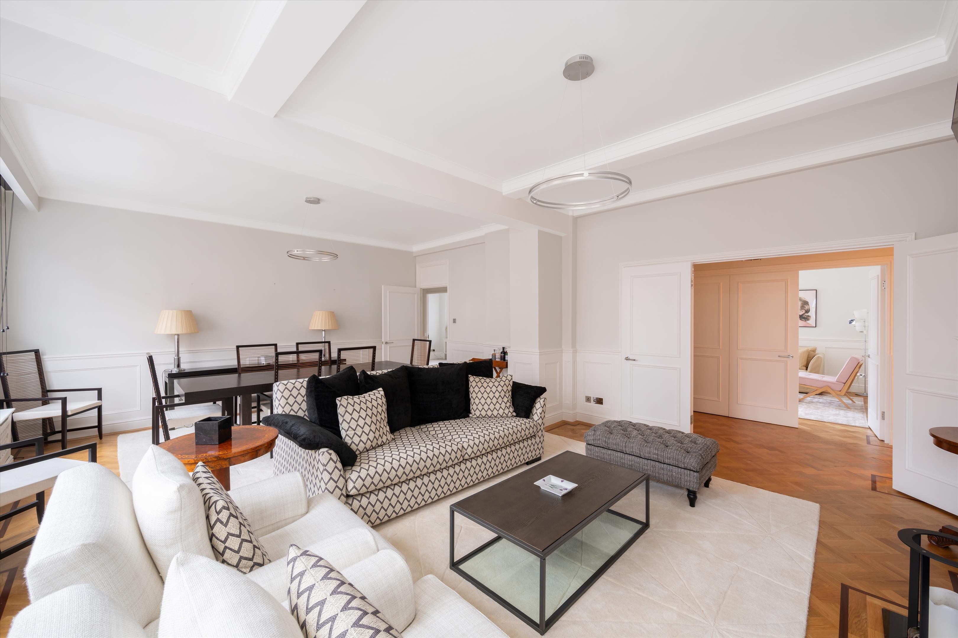 4 bedroom flat for sale 0