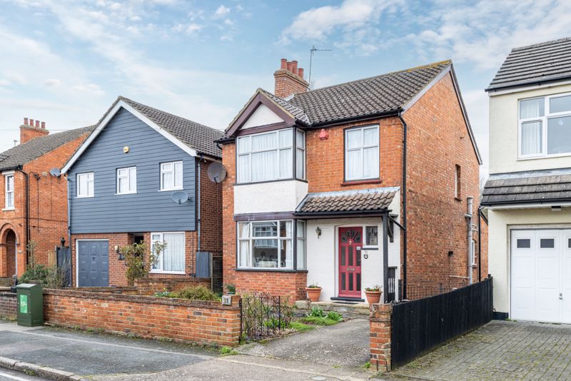 Photos of Eaton Avenue, Bletchley, Milton Keynes MK2 66870454