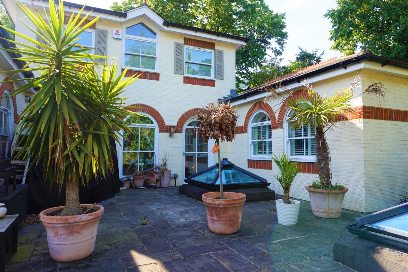 Photos of Susan Wood, Chislehurst BR7 44235557 PrimeLocation