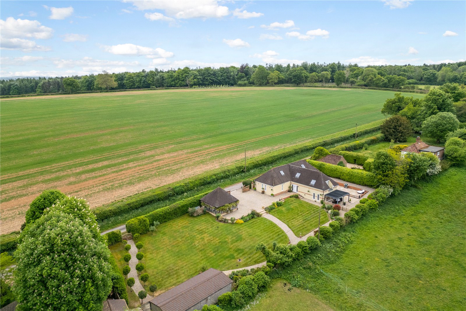 5 bedroom flat for sale