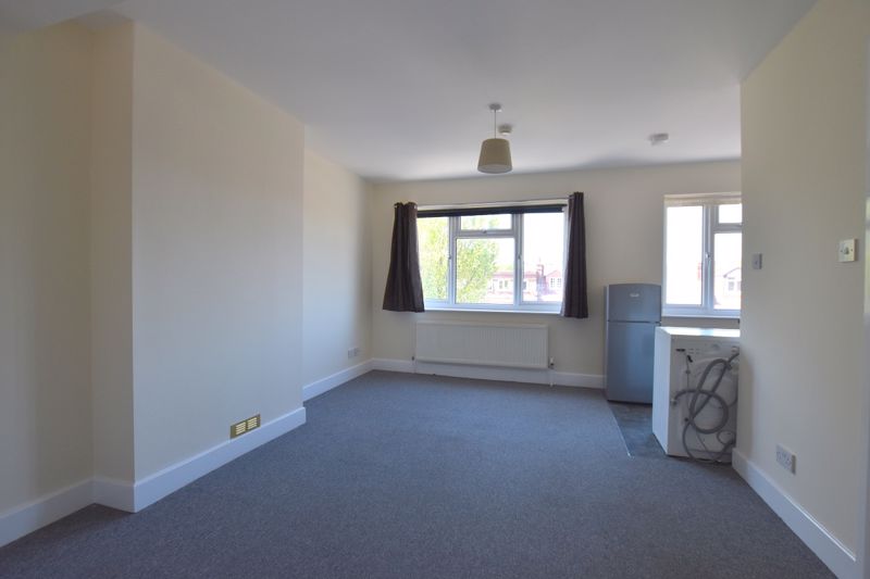 433b, Uxbridge Road, Hatch End photo 4