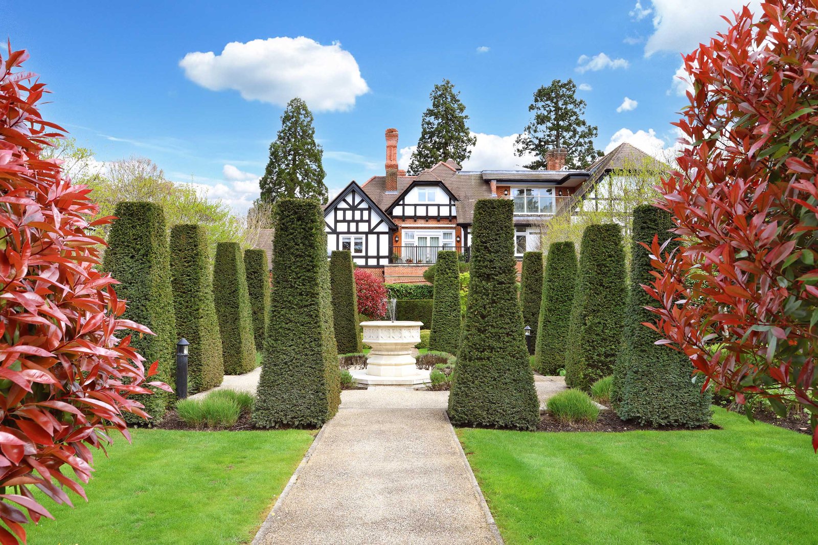 4 bedroom detached house for sale 0