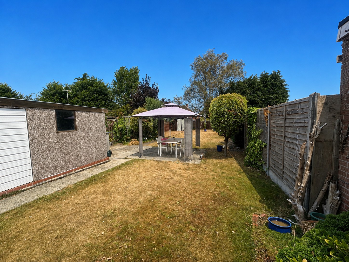 22, Long Lane, NEWARK photo 5