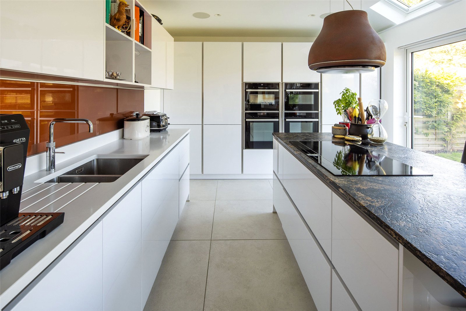 5 bedroom detached house for sale 0